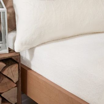Cosy White Fleece Fitted Sheet