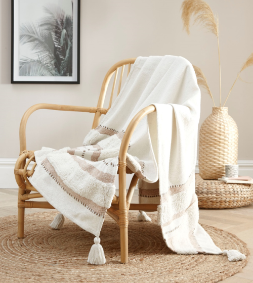 Tianna Throw Ivory 180x250