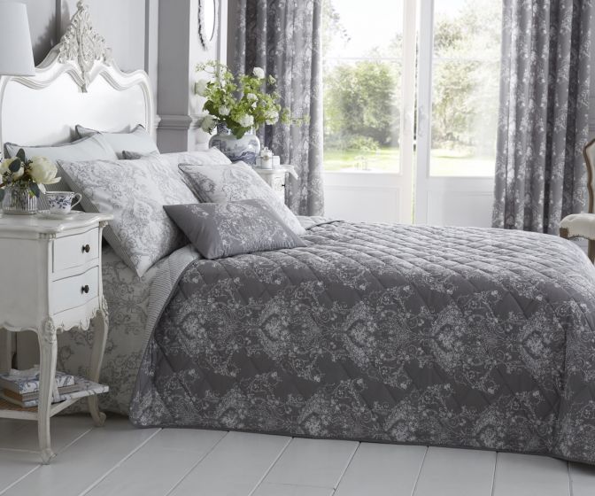 La Rochelle Collection Silver Quilted Bedspread