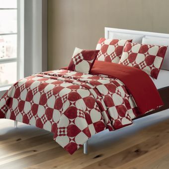 Finley Red Luxury Textured Duvet Set