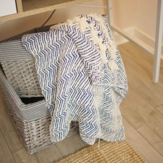 Hastings Blue Throw 130x170cm