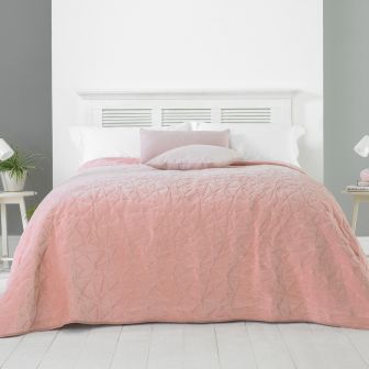 Alexa Blush Quilted Bedspread