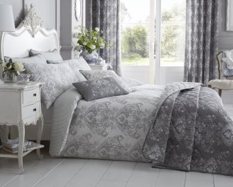 La Rochelle Collection Silver Duvet Set