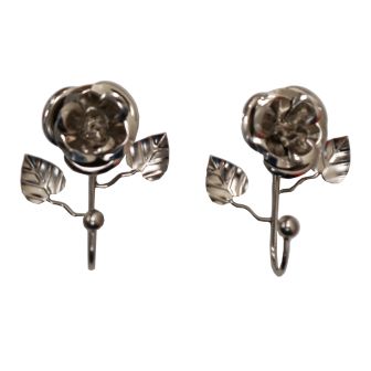 Rose Satin Silver Hook Pair