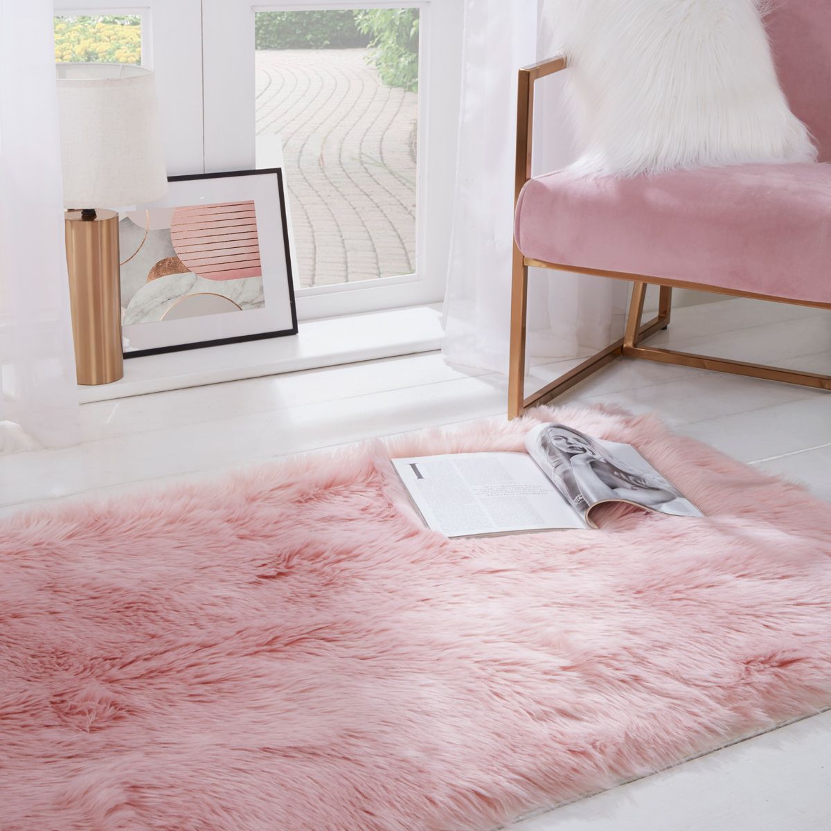 Fur rug pink hotsell