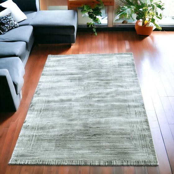 Sila Green Rug