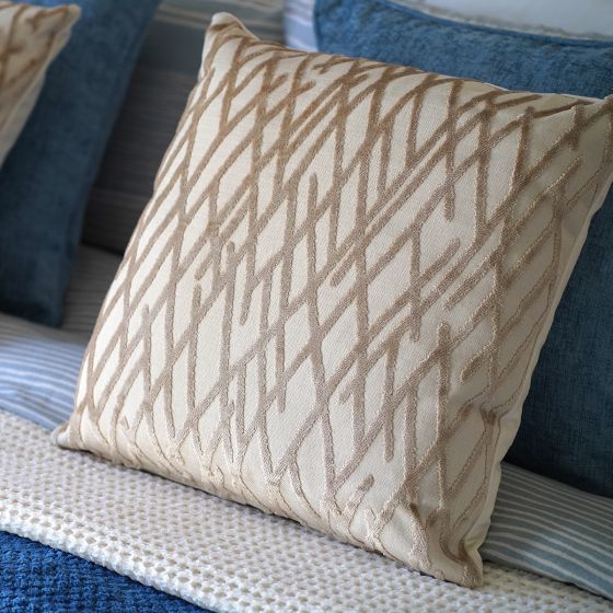Umma Flo Natural Filled Cushion